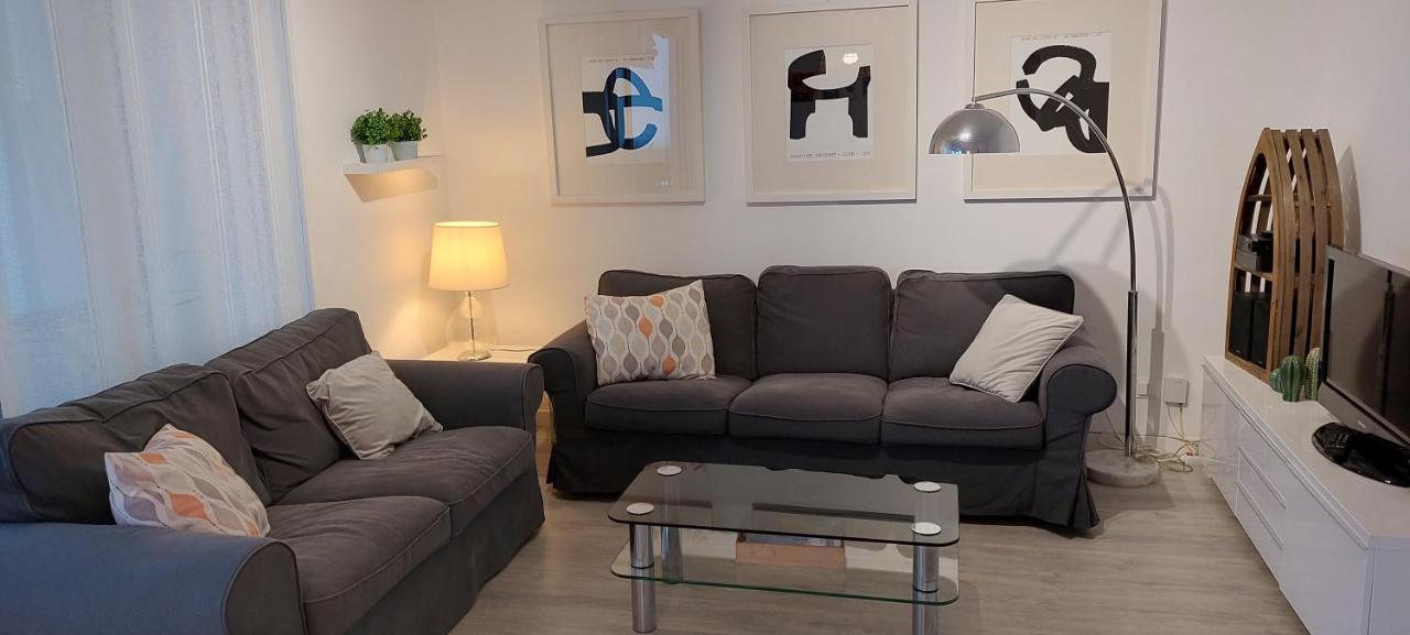 Apartment Con Piscina, Parking Y Terraza
