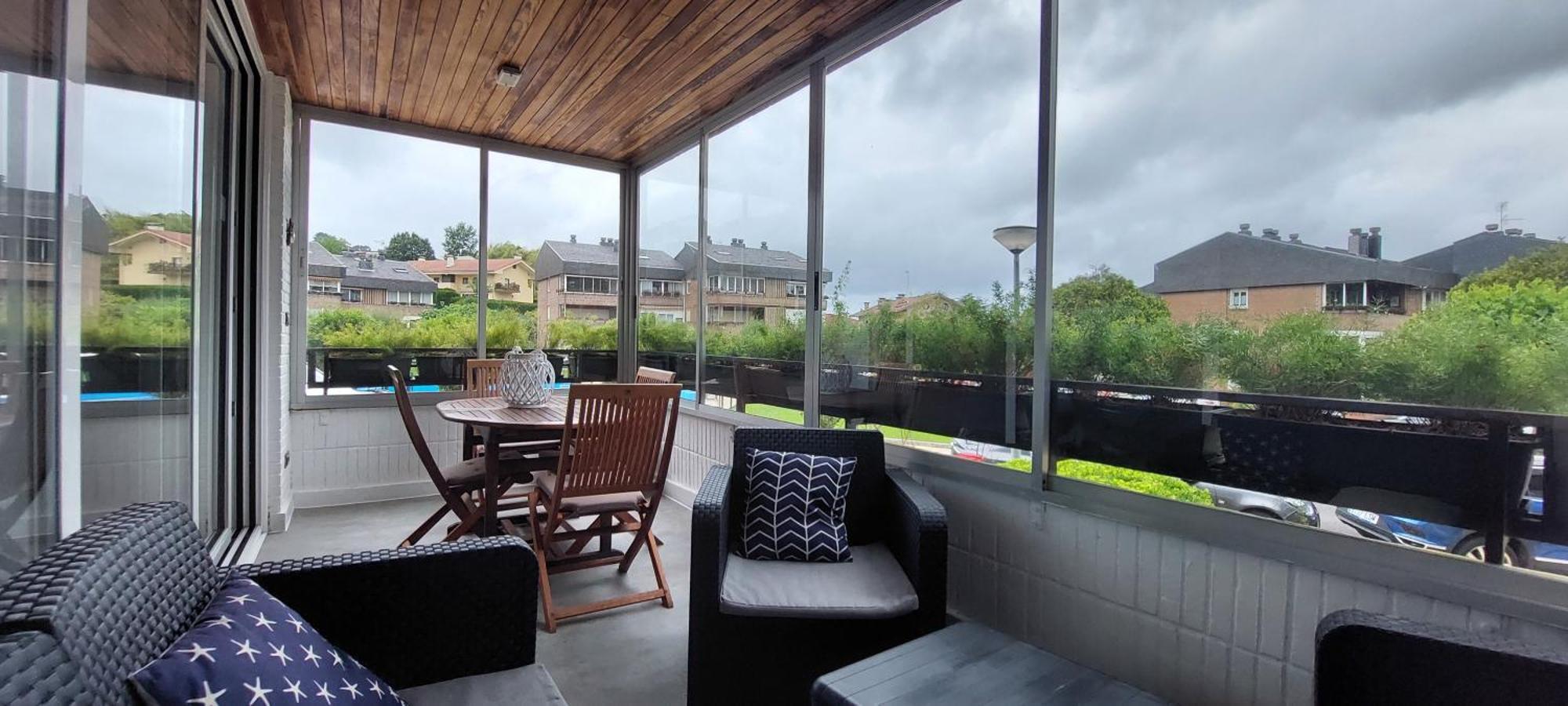 Apartment Con Piscina, Parking Y Terraza *
